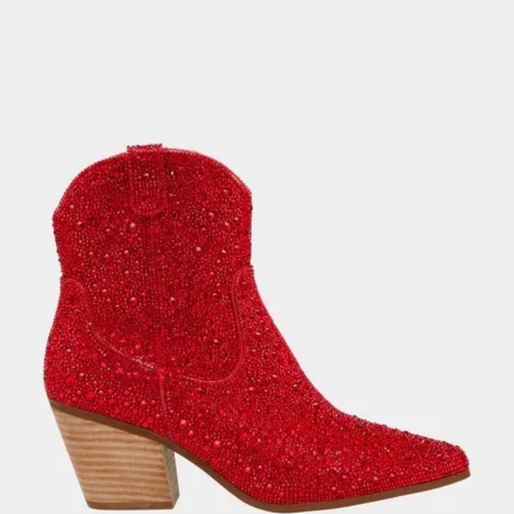 Betsey Johnson Diva boots